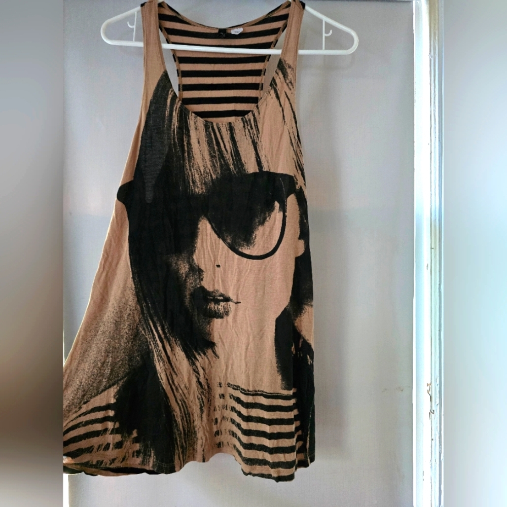 H&M Stylish Graphic Women's Tank Top